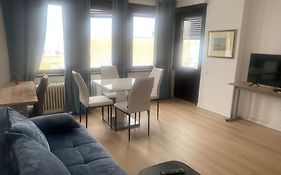 Apartments Villa Garden Zagreb - Free Private Parking, Self Check In